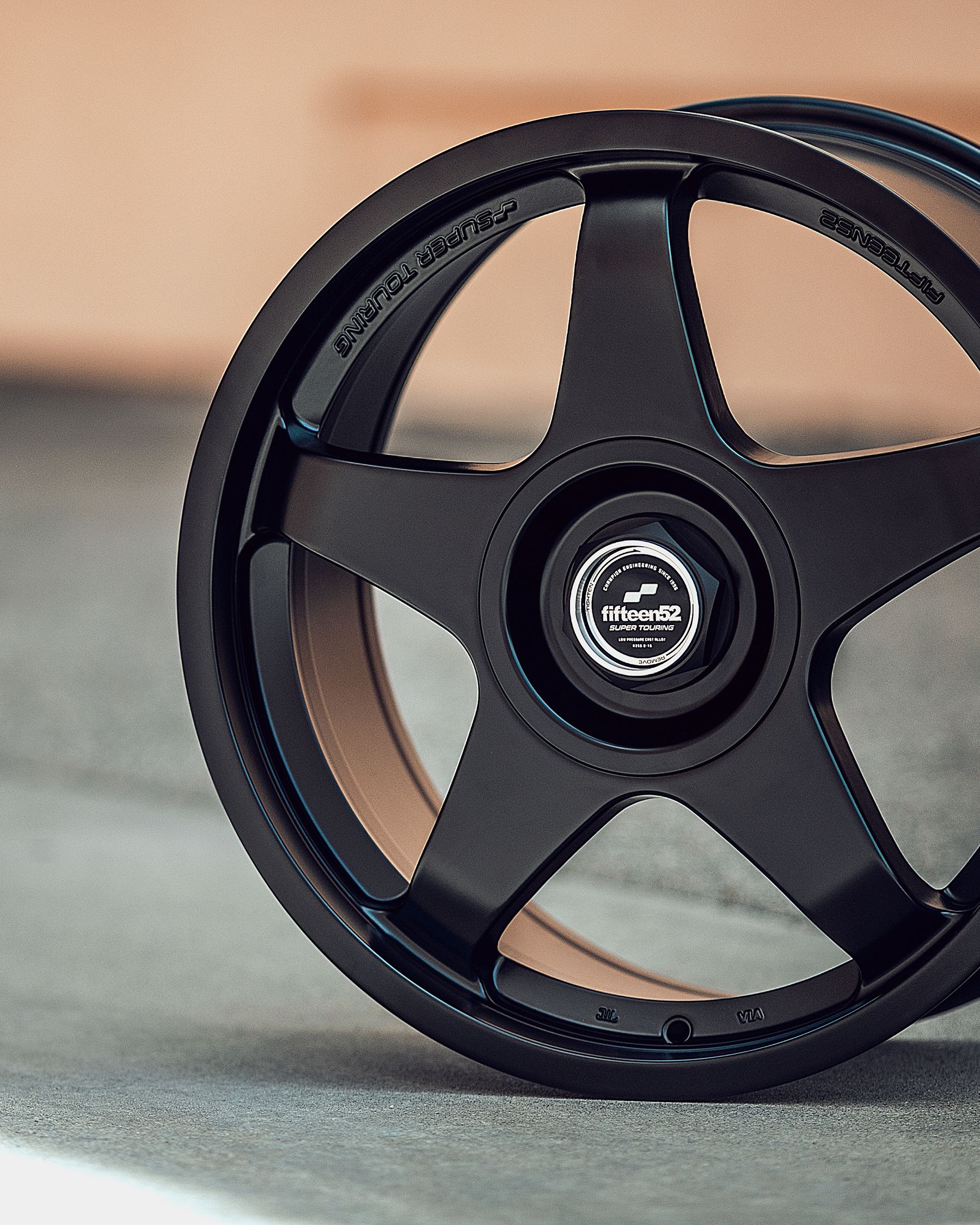 fifteen52 Chicane 5x108/5x112 18x8.5