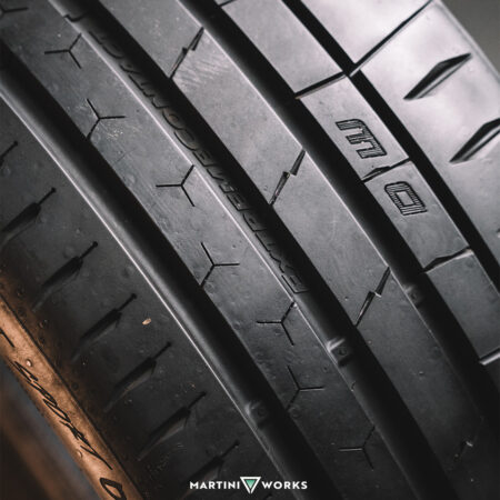 Continental ExtremeContact Sport 02 335/25ZR20 99Y | MartiniWorks