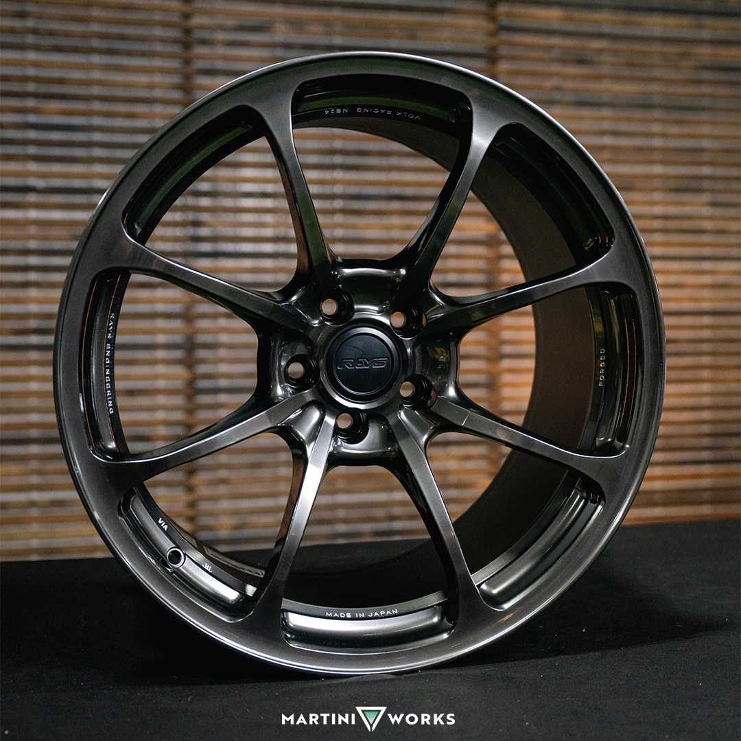 Volk Racing NE24 18x10.5 ET30 5-112 SHINING BLACK METAL WKNAC30MHM
